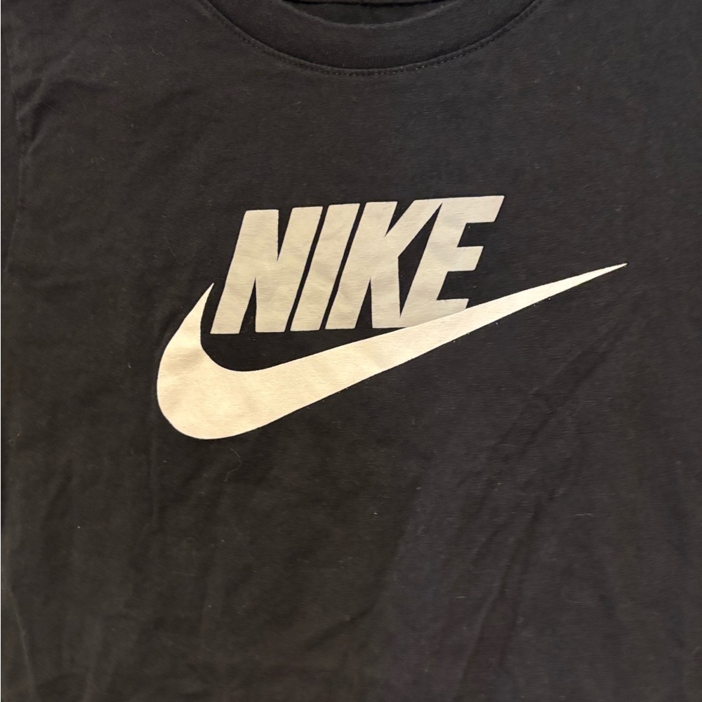 NIKE Kids Black Logo Tee - Picture 3 of 5